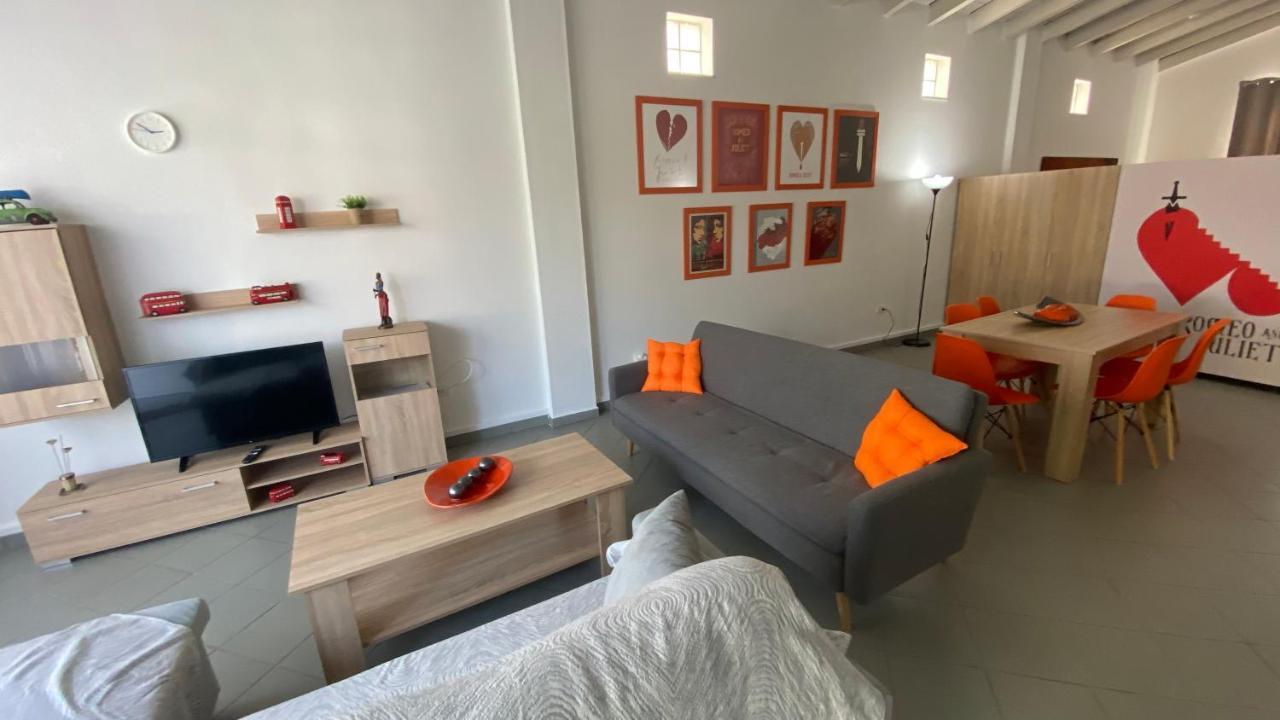 Patras Romeο House公寓 外观 照片
