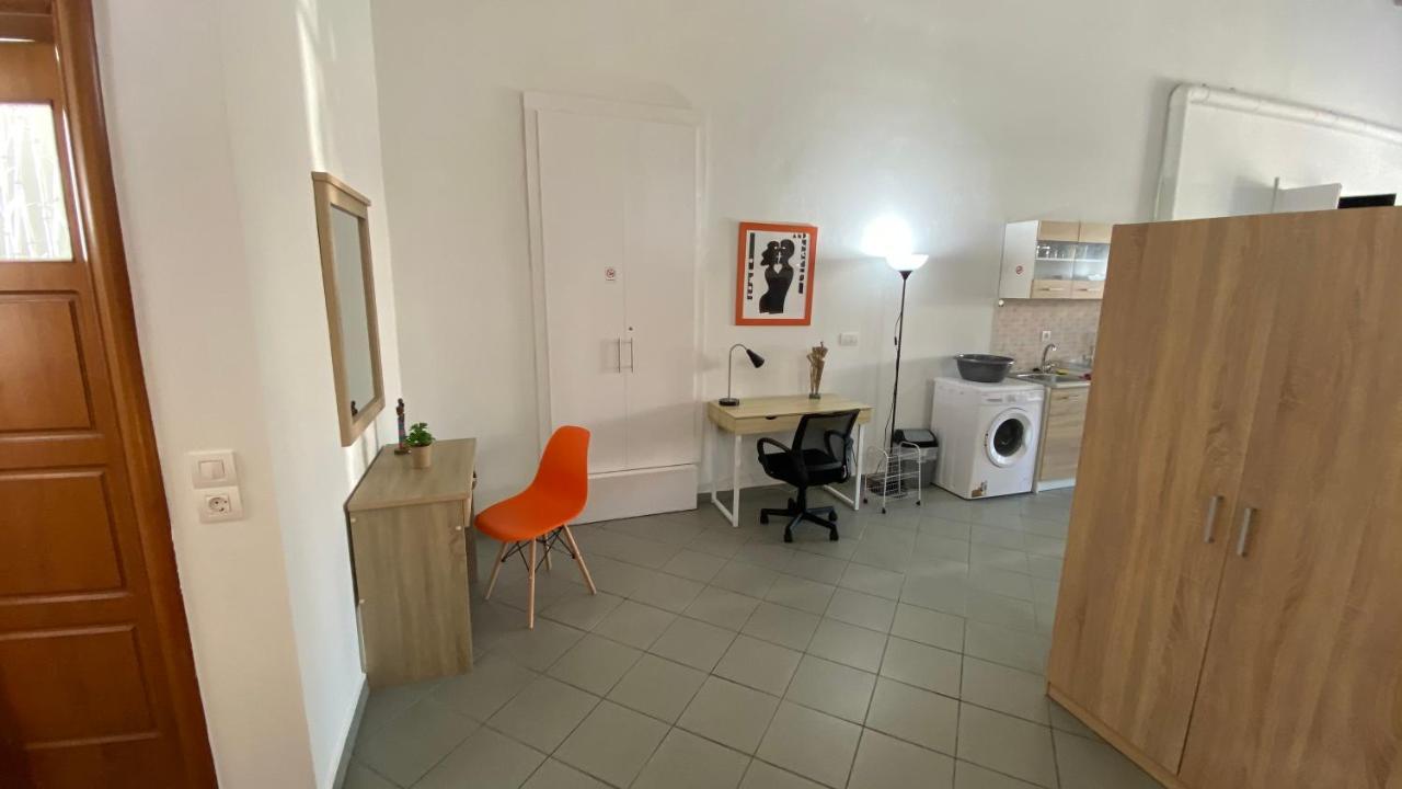 Patras Romeο House公寓 外观 照片