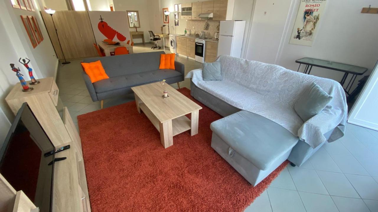 Patras Romeο House公寓 外观 照片