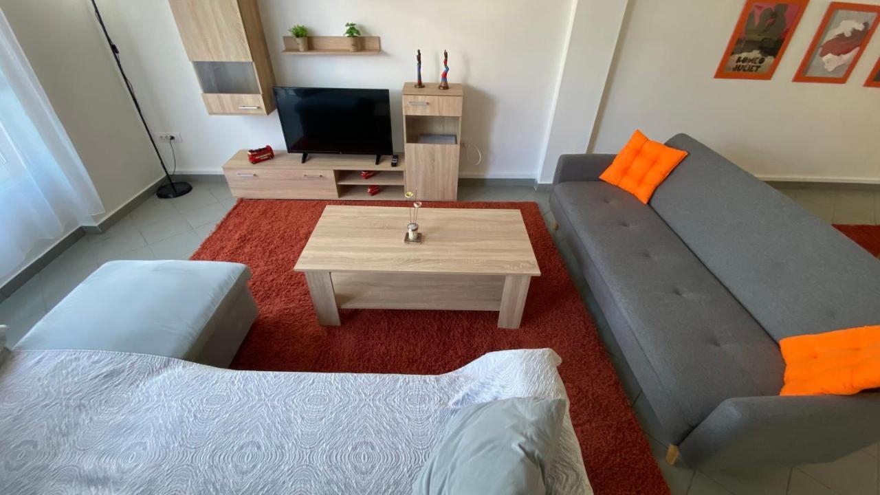Patras Romeο House公寓 外观 照片